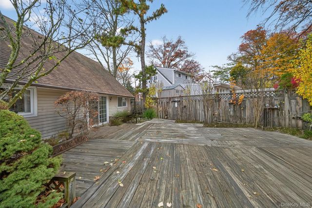 126 Mountaindale Road, Yonkers, NY 10710