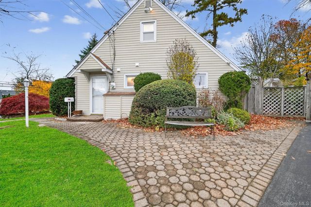 126 Mountaindale Road, Yonkers, NY 10710