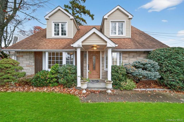 126 Mountaindale Road, Yonkers, NY 10710