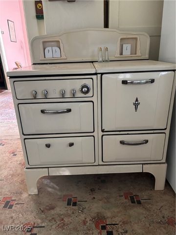 591 Campton Street, Ely, NV 89301