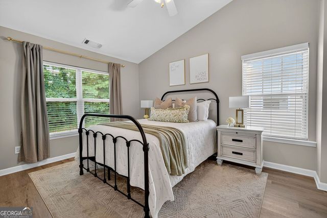1384 Liberty Parkway NW, Atlanta, GA 30318