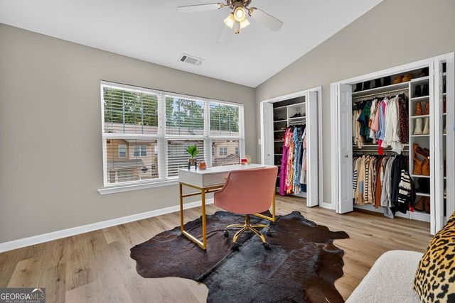 1384 Liberty Parkway NW, Atlanta, GA 30318