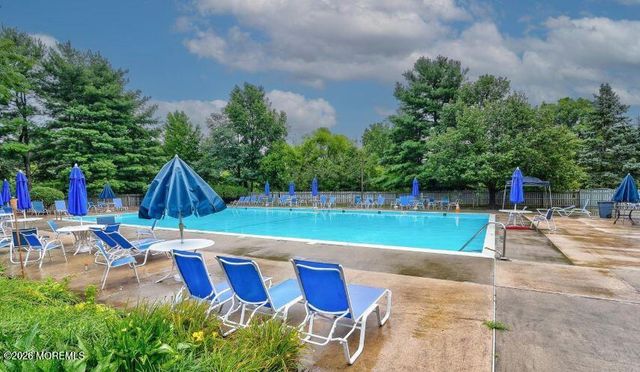 53 Grassmere Court 5, Freehold, NJ 07728
