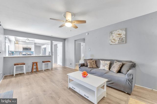 4 BARBARA PL, Somerdale, NJ 08083