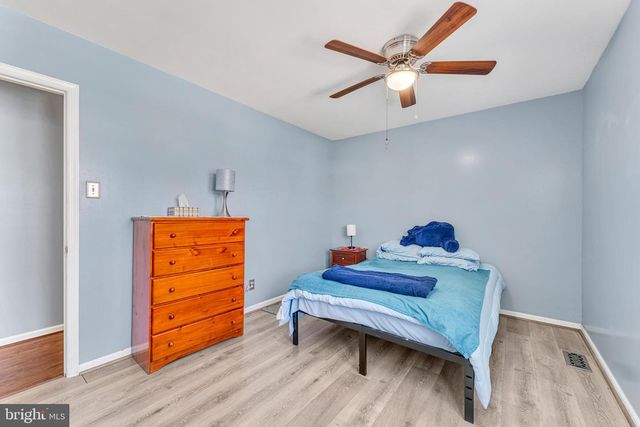 4 BARBARA PL, Somerdale, NJ 08083