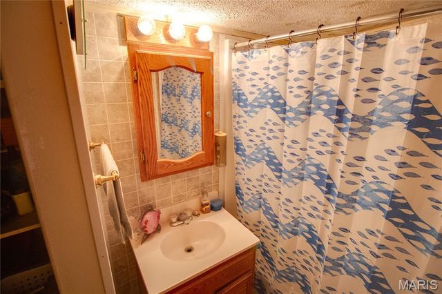 706 Harrison Street, Jerseyville, IL 62052