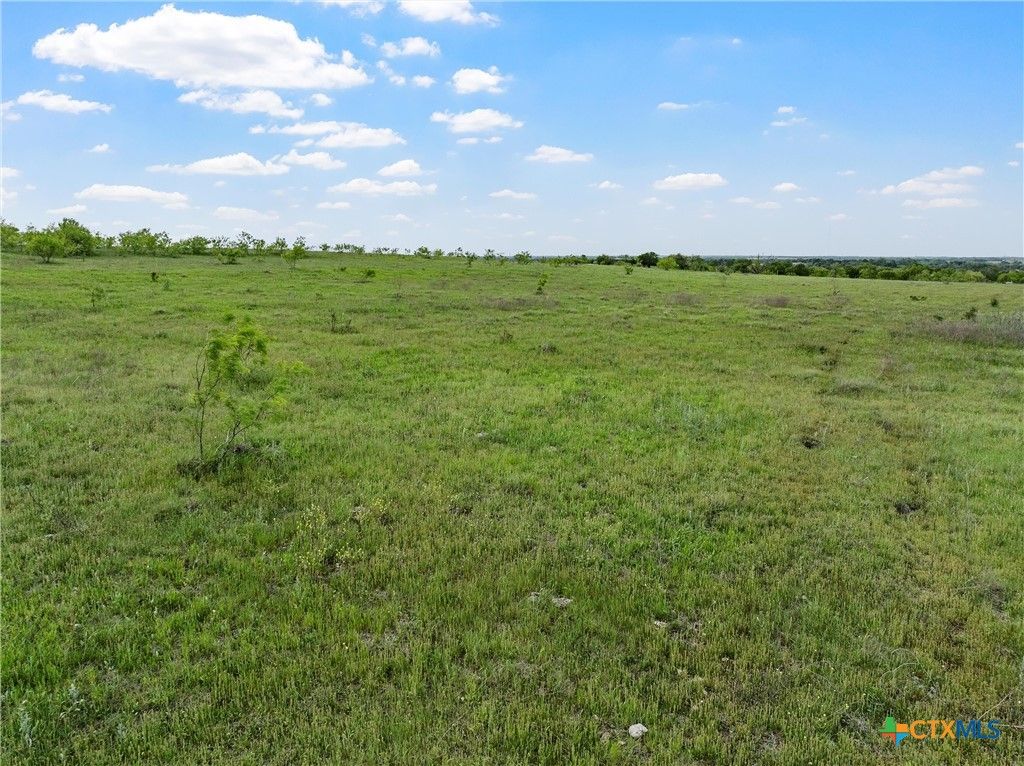 Image 13 of property listing at TBD Cr 462, Lott, TX 76656