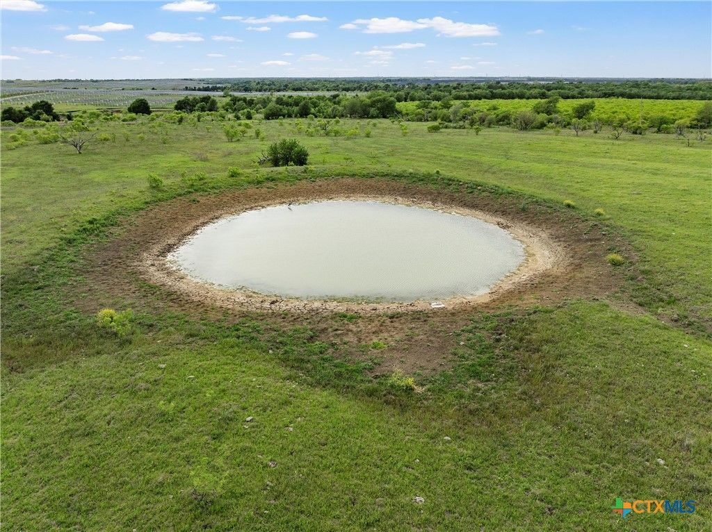 Image 9 of property listing at TBD Cr 462, Lott, TX 76656