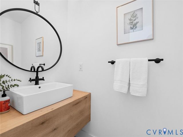 417 N 35th St, Richmond, VA 23223