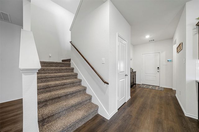 813 Cottonwood Way, Royse City, TX 75189