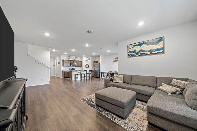 813 Cottonwood Way, Royse City, TX 75189