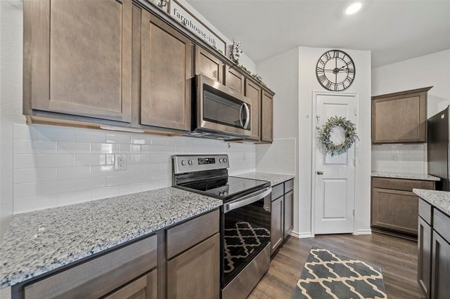813 Cottonwood Way, Royse City, TX 75189