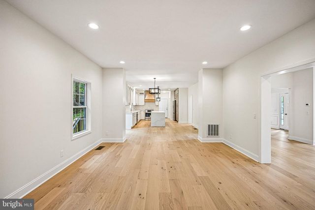 24 MONTANA AVE, Cherry Hill, NJ 08002