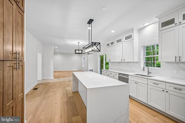 24 MONTANA AVE, Cherry Hill, NJ 08002