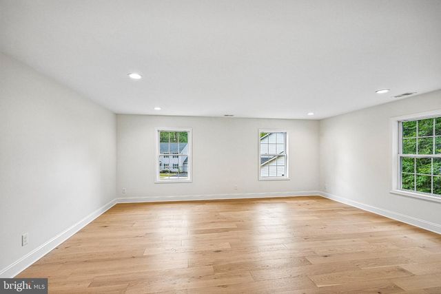 24 MONTANA AVE, Cherry Hill, NJ 08002