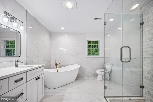 24 MONTANA AVE, Cherry Hill, NJ 08002