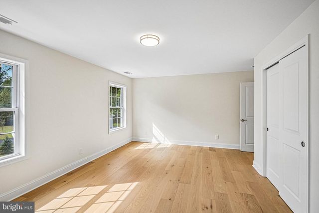 24 MONTANA AVE, Cherry Hill, NJ 08002