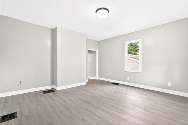 208 Wood Street, Belle Vernon, PA 15012
