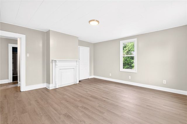 208 Wood Street, Belle Vernon, PA 15012