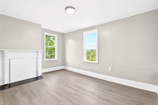 208 Wood Street, Belle Vernon, PA 15012