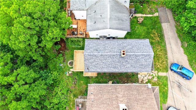 208 Wood Street, Belle Vernon, PA 15012