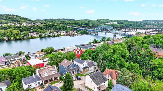 208 Wood Street, Belle Vernon, PA 15012