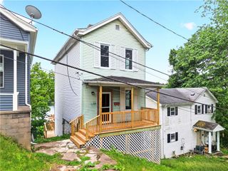208 Wood Street, Belle Vernon, PA 15012
