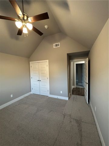 1060 Flat Rock Street, Bentonville, AR 72713