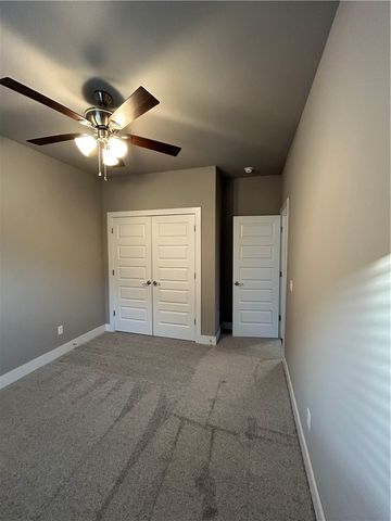 1060 Flat Rock Street, Bentonville, AR 72713