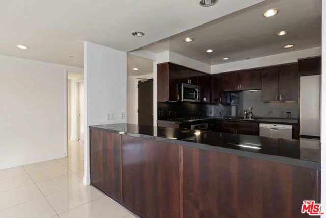 10445 Wilshire Boulevard 905, Los Angeles, CA 90024