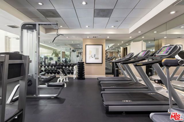 10445 Wilshire Boulevard 905, Los Angeles, CA 90024
