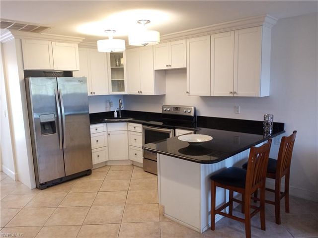 2264 Curtis ST, Naples, FL 34112