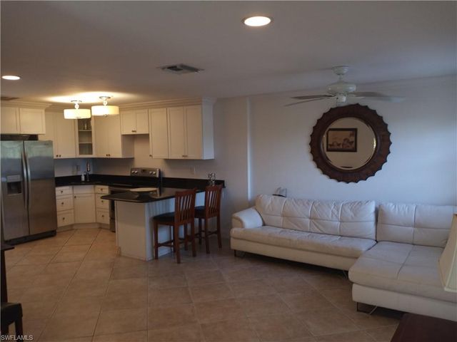 2264 Curtis ST, Naples, FL 34112