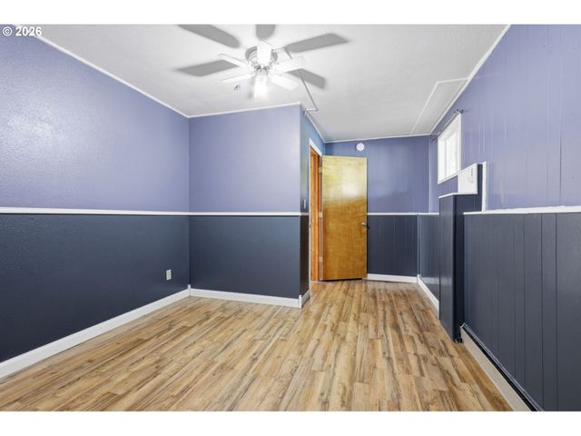 1215 Ne 195TH Ave, Portland, OR 97230