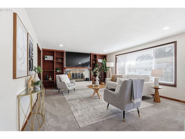 1215 Ne 195TH Ave, Portland, OR 97230