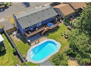 1215 Ne 195TH Ave, Portland, OR 97230