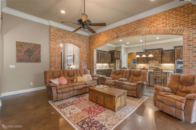 567 Ramsey Drive, Stonewall, LA 71078