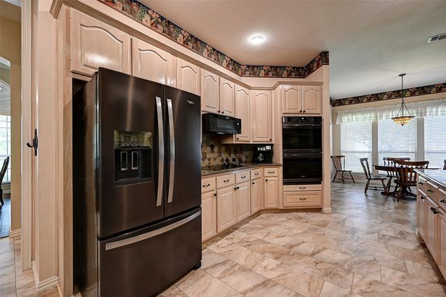 6608 Barclay Lane, Garland, TX 75044