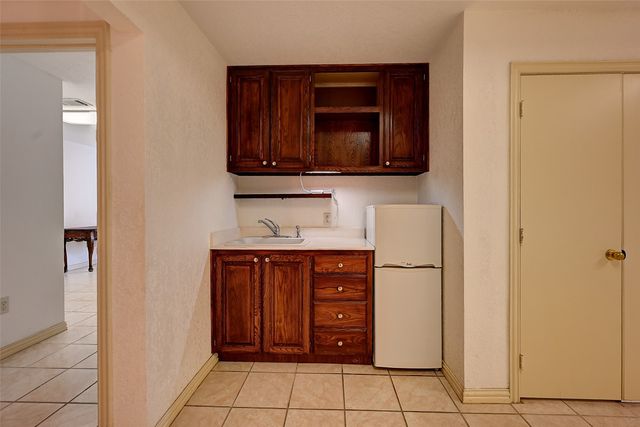 6608 Barclay Lane, Garland, TX 75044