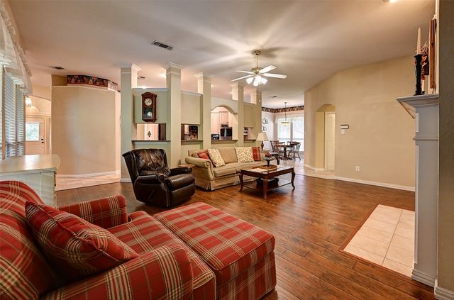 6608 Barclay Lane, Garland, TX 75044