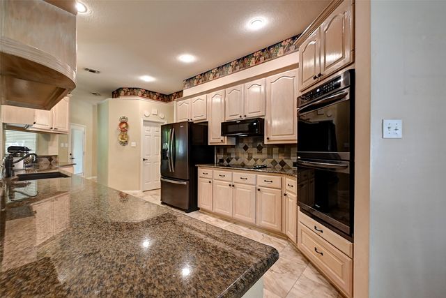 6608 Barclay Lane, Garland, TX 75044
