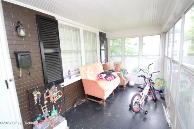 299 Winton Ave, Louisville, KY 40206