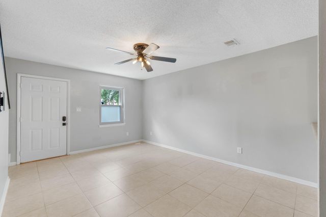 696 Tyner Street 2, Fort Walton Beach, FL 32547