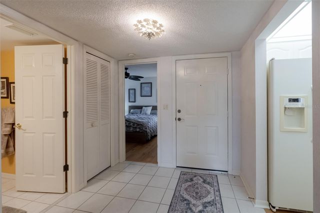 5609 SHEFFIELD GREENE CIRCLE 47, Sarasota, FL 34235