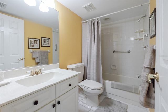 5609 SHEFFIELD GREENE CIRCLE 47, Sarasota, FL 34235