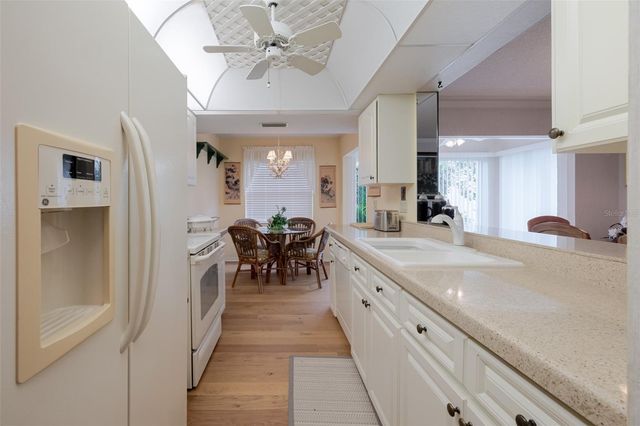 5609 SHEFFIELD GREENE CIRCLE 47, Sarasota, FL 34235