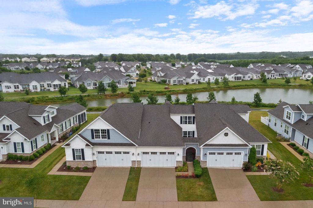 509 MOORINGS CIR #249, Stevensville, MD 21666