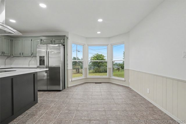 1525 E Valley View Road, Sapulpa, OK 74066