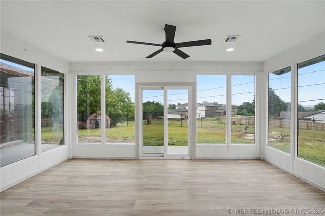 1525 E Valley View Road, Sapulpa, OK 74066