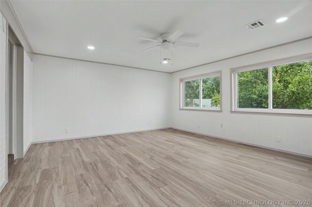 1525 E Valley View Road, Sapulpa, OK 74066